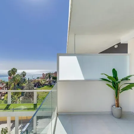 & - Premium Apartment